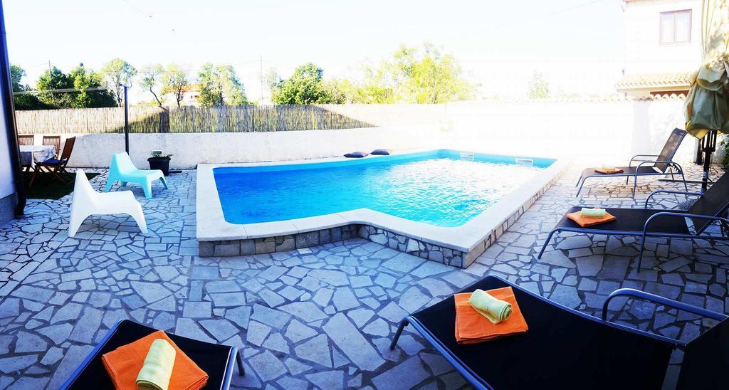 Guest House Ilic Loborika ภายนอก รูปภาพ