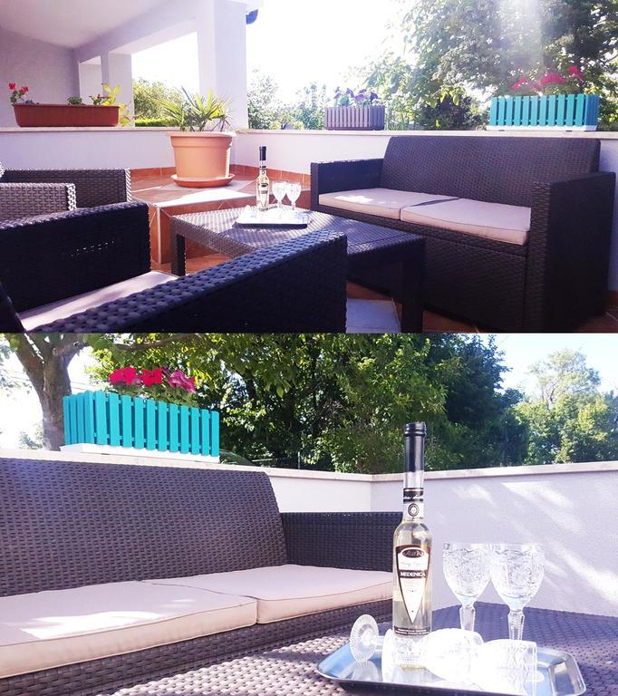 Guest House Ilic Loborika ภายนอก รูปภาพ